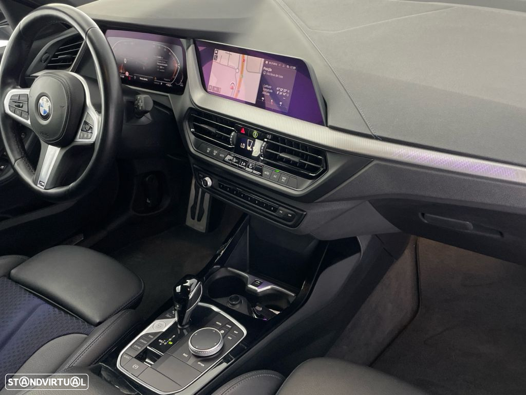 BMW 116 d Pack Desportivo M Auto - 25