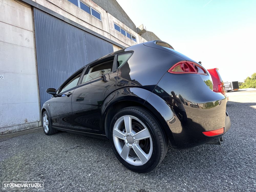 SEAT Leon 2.0 TDI DPF DSG FR - 10