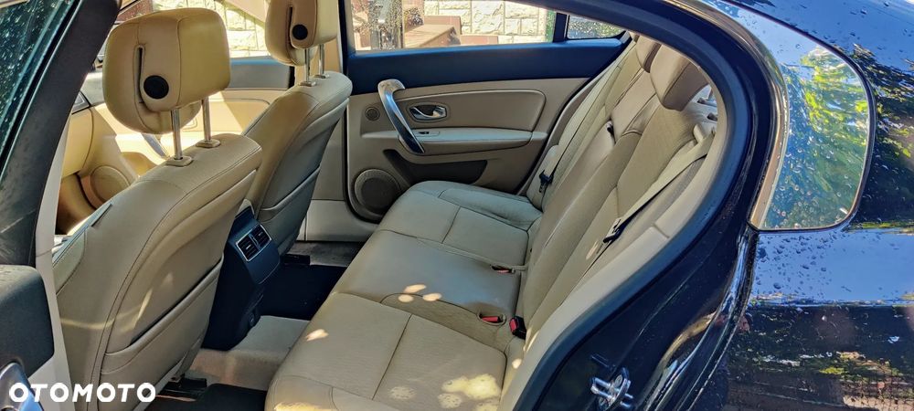 Renault Latitude 2.0 dCi Privilege - 6