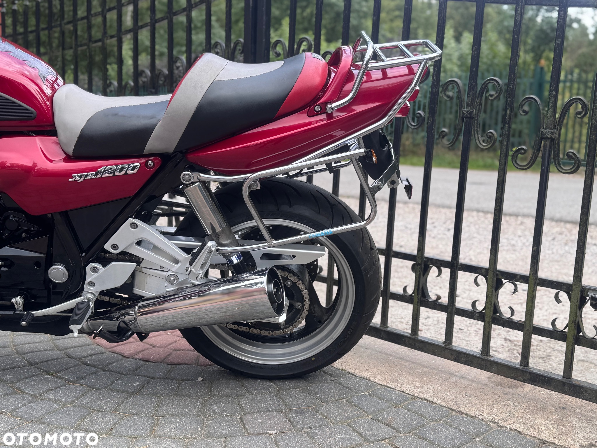 Yamaha XJR - 21