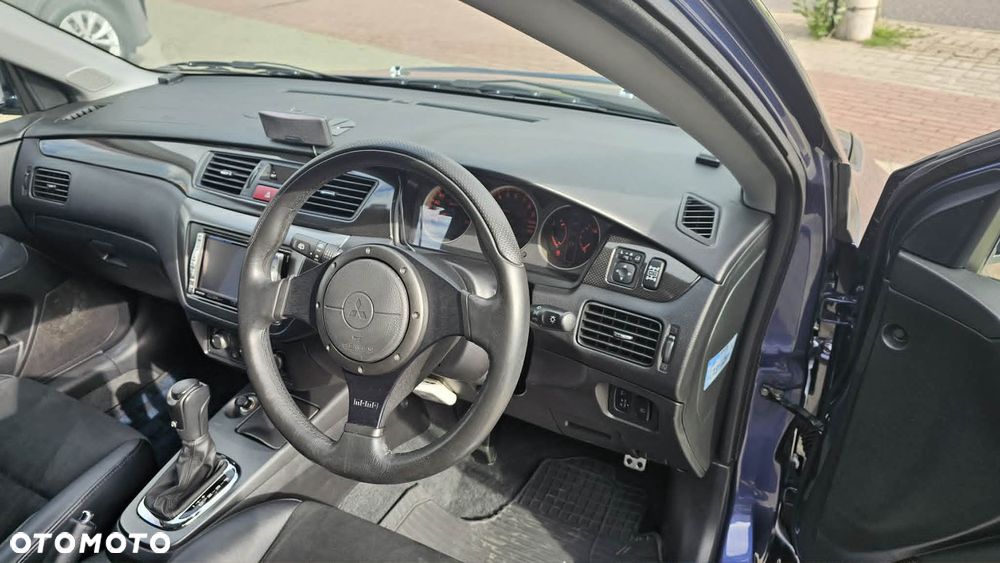 Mitsubishi Lancer Evolution - 15
