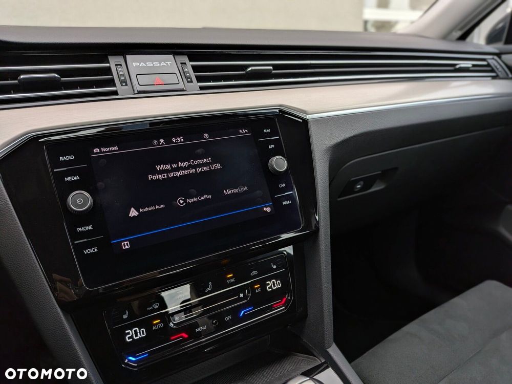 Volkswagen Passat 1.5 TSI EVO Elegance DSG - 36