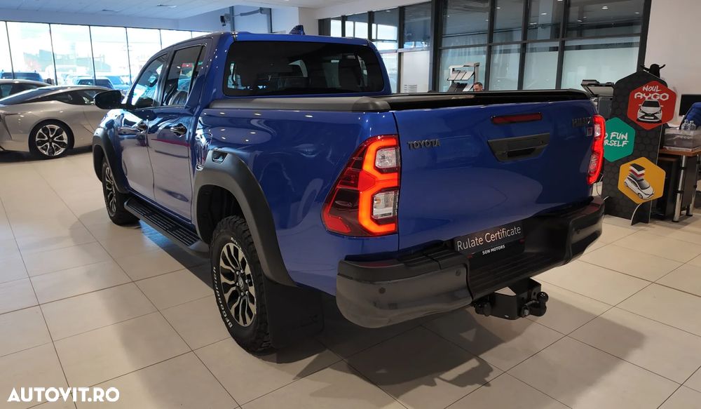 Toyota Hilux 2.8D 204CP 4x4 Double Cab AT GR Sport II - 4