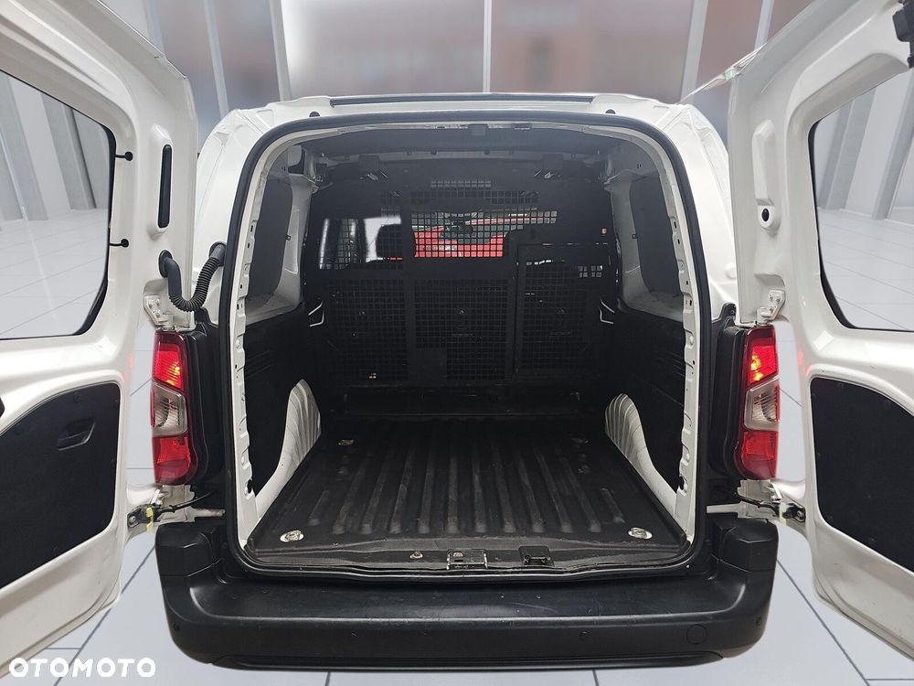 Toyota ProAce 2.3T 1.5D-4D 100KM long FurgonBrygActive - 14