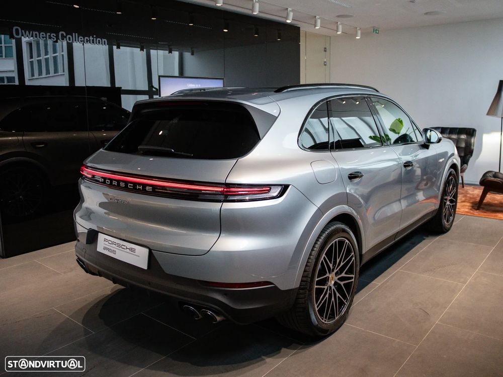 Porsche Cayenne E-Hybrid — fotografia 11