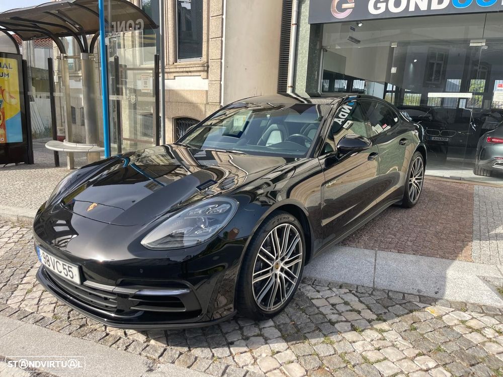 Porsche Panamera 4 E-Hybrid - 1