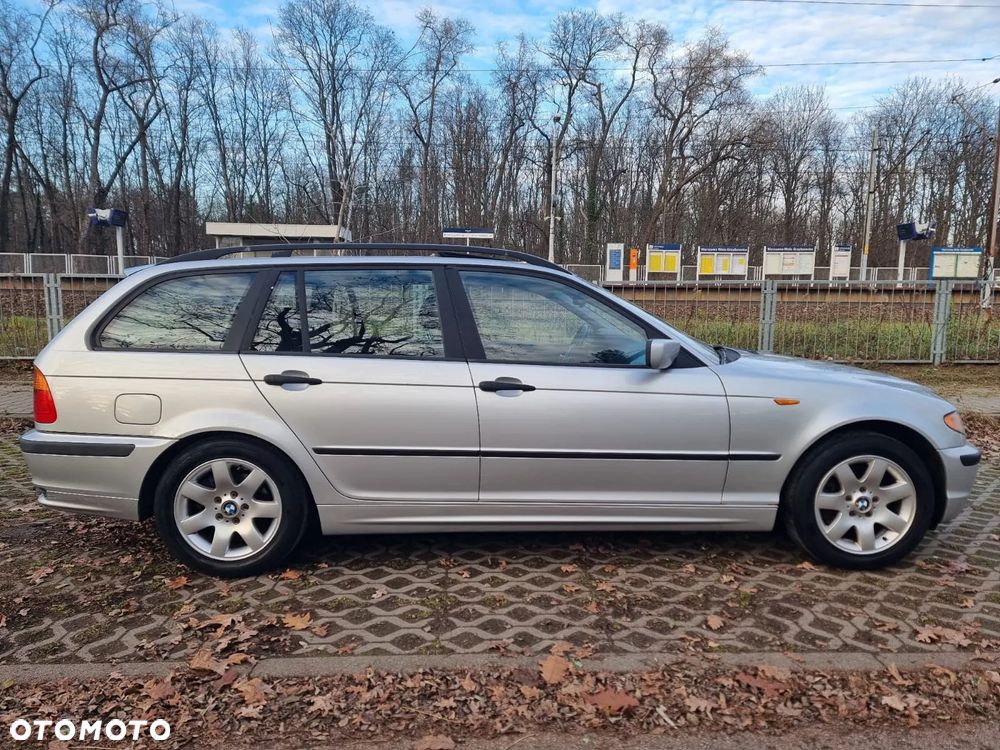 BMW Seria 3 320d Edition Exclusive - 13