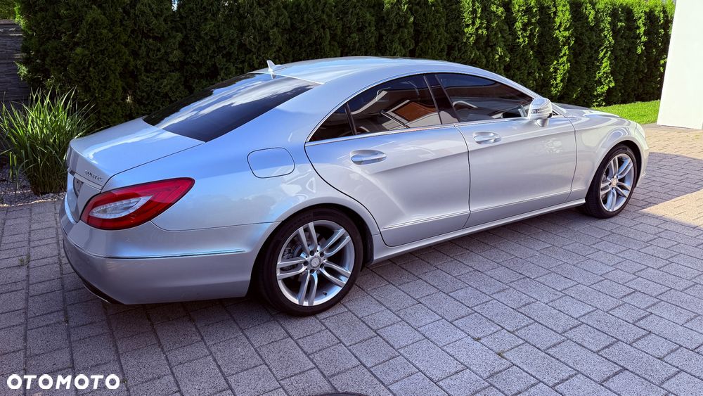 Mercedes-Benz CLS - 4