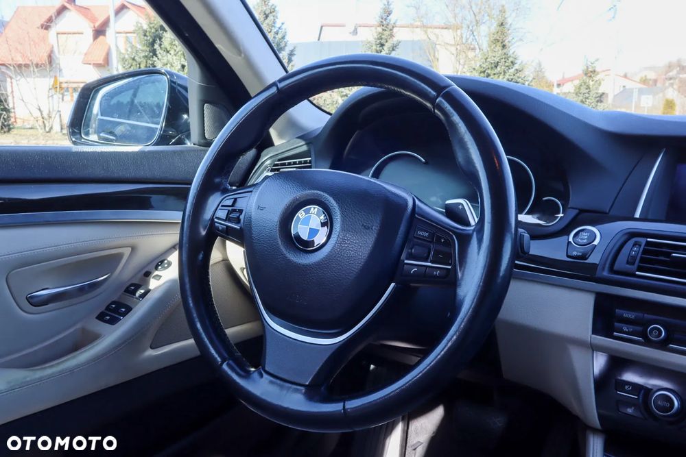 BMW Seria 5 535d Luxury Line - 11