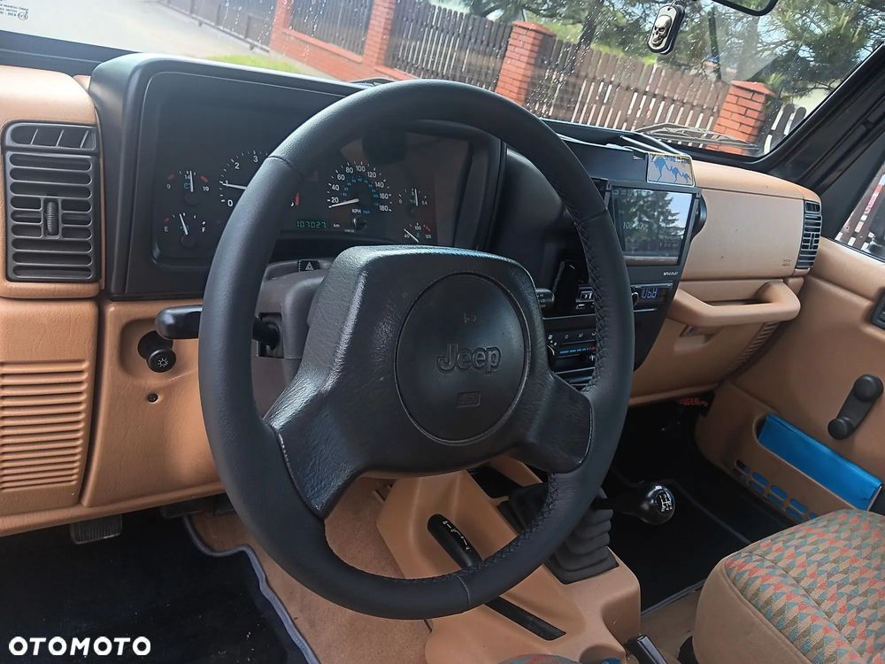 Jeep Wrangler - 20