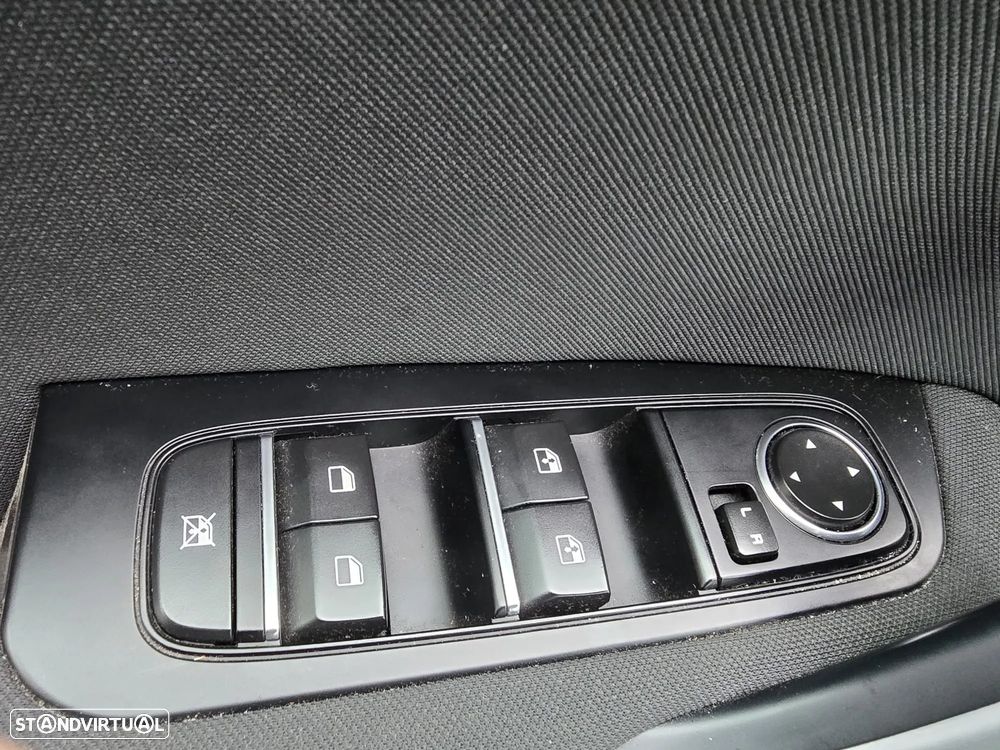 Kia XCeed 1.0 T-GDI Drive - 24