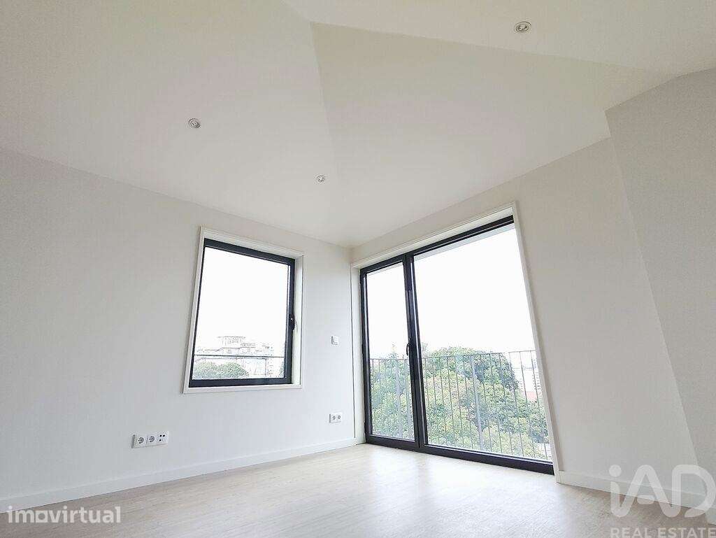 Duplex T2 em Lordelo do Ouro e Massarelos de 93,9 m2 - Grande imagem: 3/40