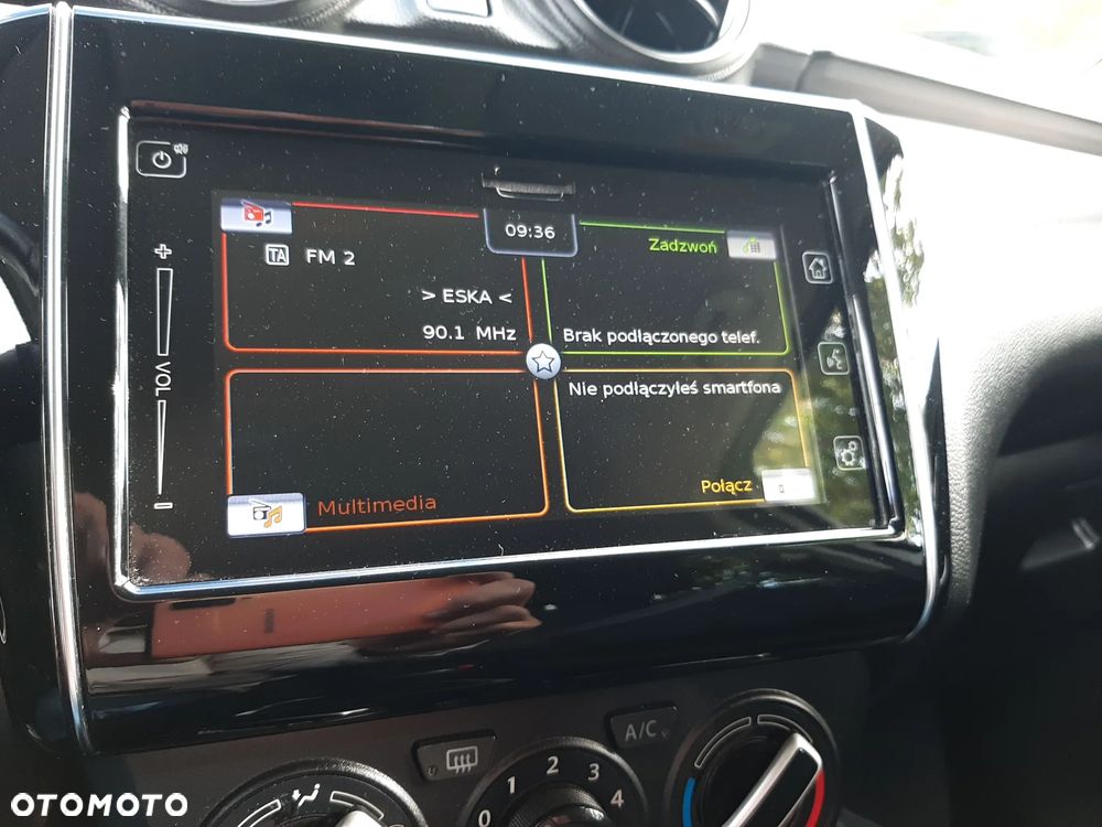 Suzuki Swift 1.2 Premium - 22