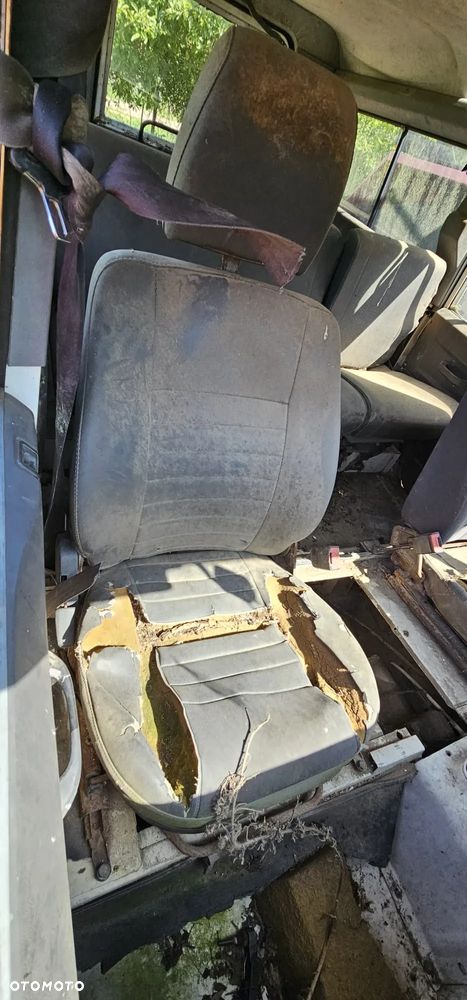 Land Rover Defender 110 2.5td części fotele ławka kierownica silnik skrzynia reduktor most maska dach szyba - 2