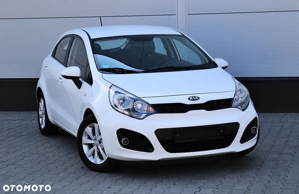 Kia Rio 1.2 L - 9
