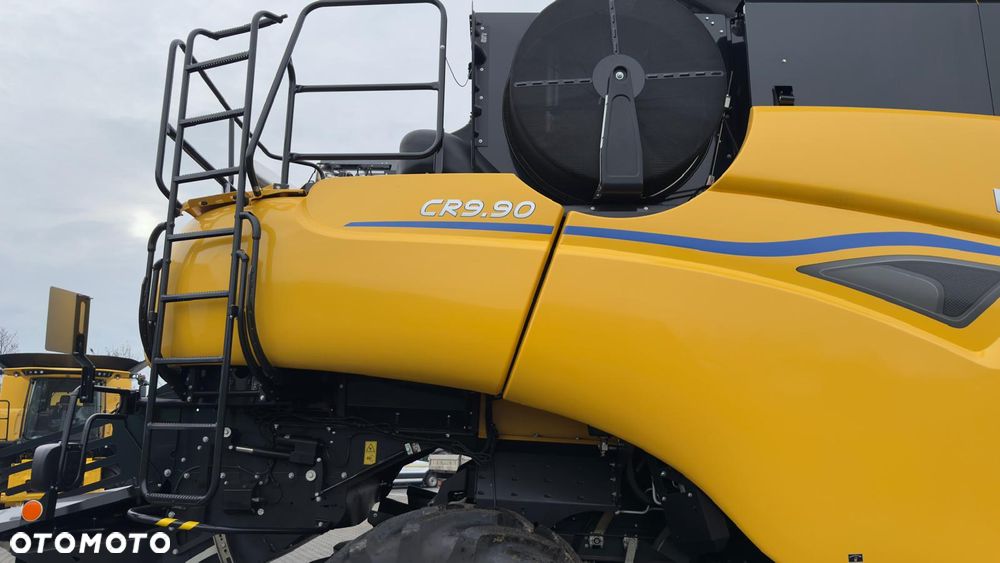 New Holland CR9.90 - 6
