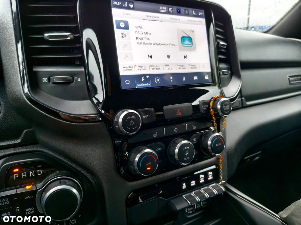 Dodge RAM 5.7 4x4 - 8