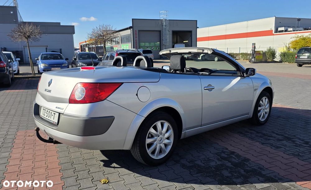 Renault Megane 1.6 Confort Authentique - 4