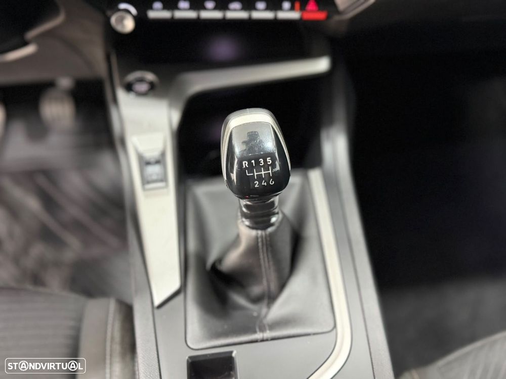 Peugeot 308 1.2 PureTech Active - 11