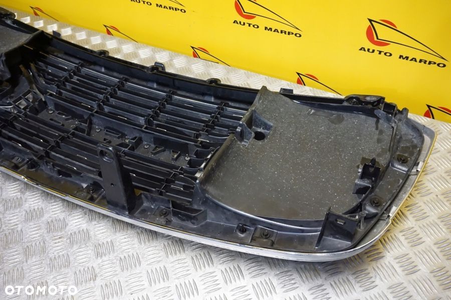 DODGE RAM 1500 LIMITED 2013 - 2018 Atrapa Przód Grill CHROM USA - 10