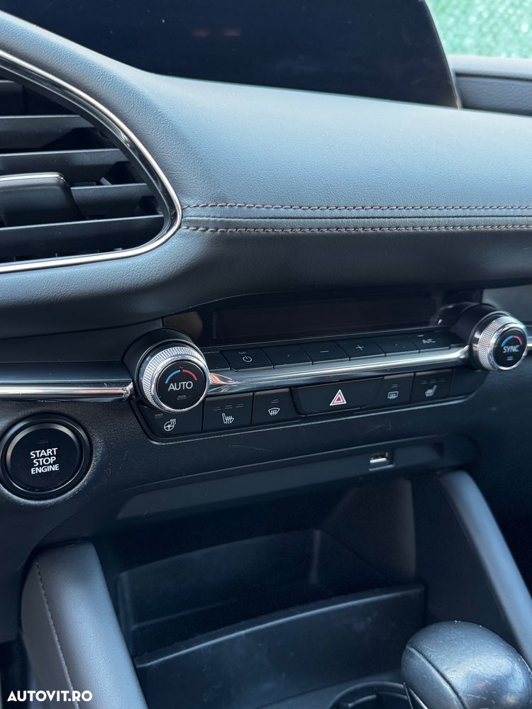 Mazda 3 SKYACTIV-G 2.0 M-Hybrid DRIVE SELECTION - 14