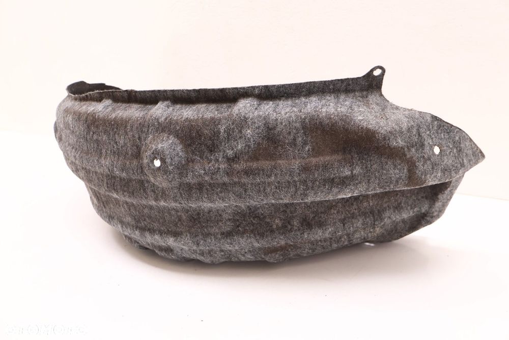 MITSUBISHI ECLIPSE CROSS NADKOLE PRAWE TYŁ - 2