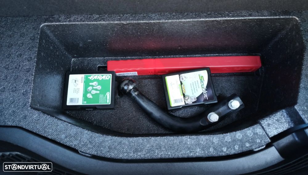 Honda Jazz 1.5 i-VTEC Dynamic+Conn.Navi - 26
