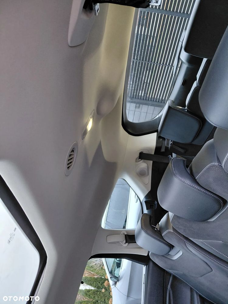 Ford S-Max 2.0 TDCi Titanium - 24