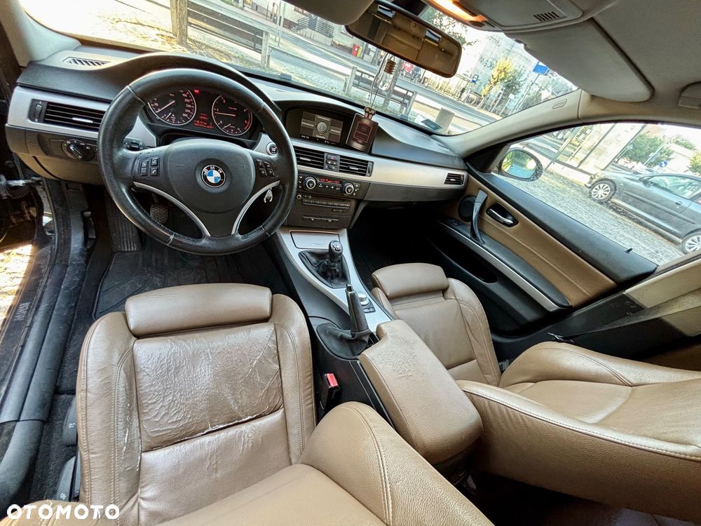 BMW Seria 3 318d - 6