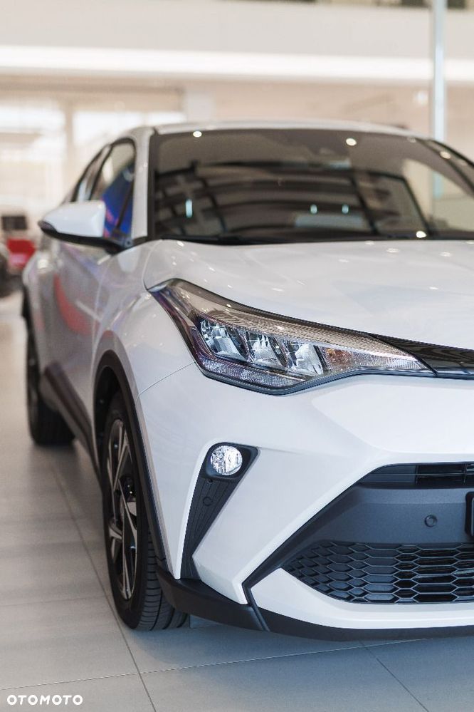 Toyota C-HR - 11