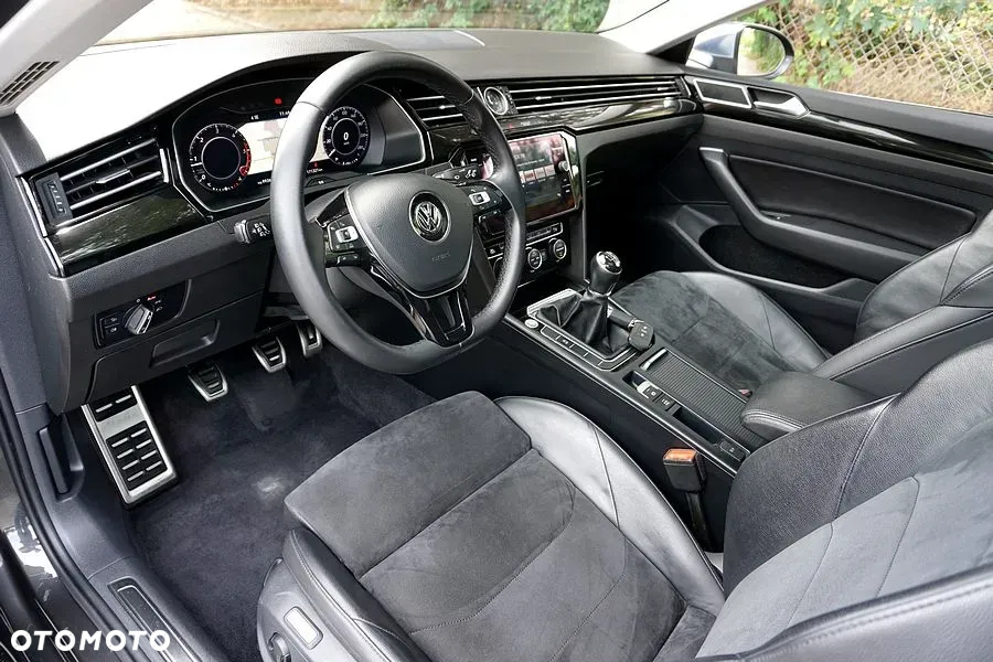 Volkswagen Arteon 2.0 TDI SCR Elegance - 23