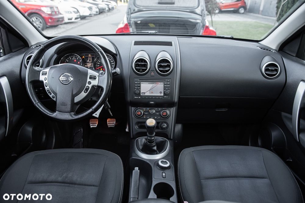 Nissan Qashqai 2.0 4 x 4 360 - 16