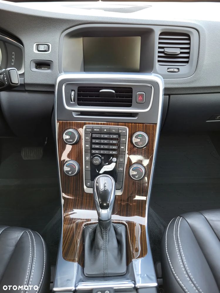 Volvo S60 T6 AWD Geartronic Summum - 29