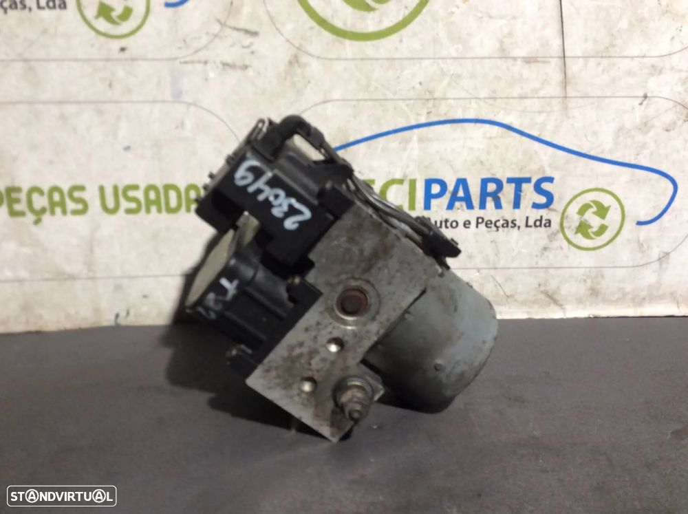 ABS Toyota Avensis T22 - 3