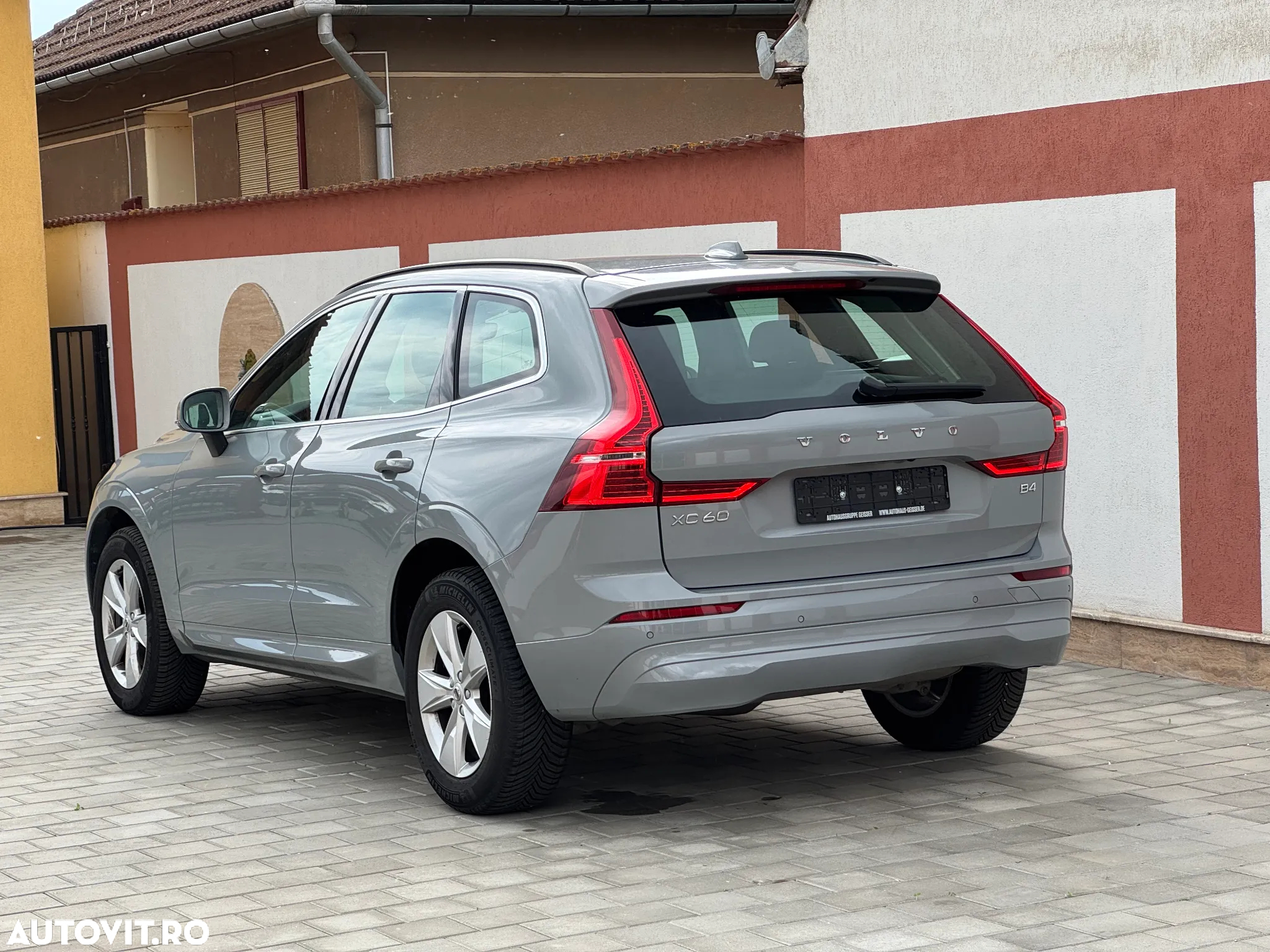 Volvo XC 60 B4 D AWD Core - 28