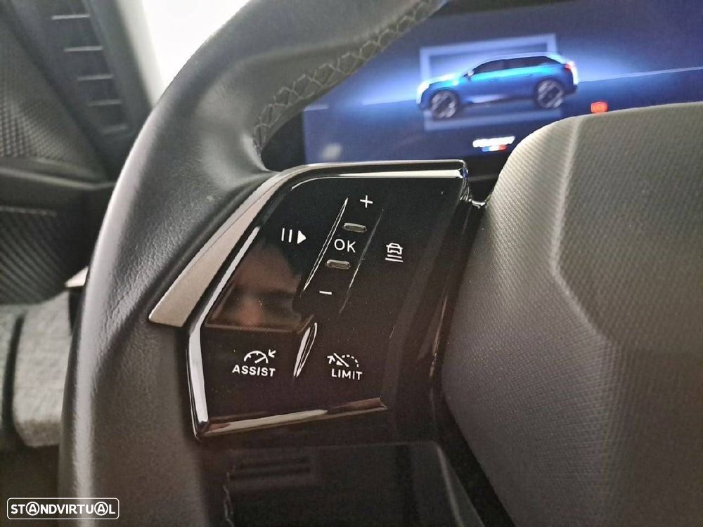 Peugeot 5008 1.2 Hybrid Allure e-DCS6 - 16