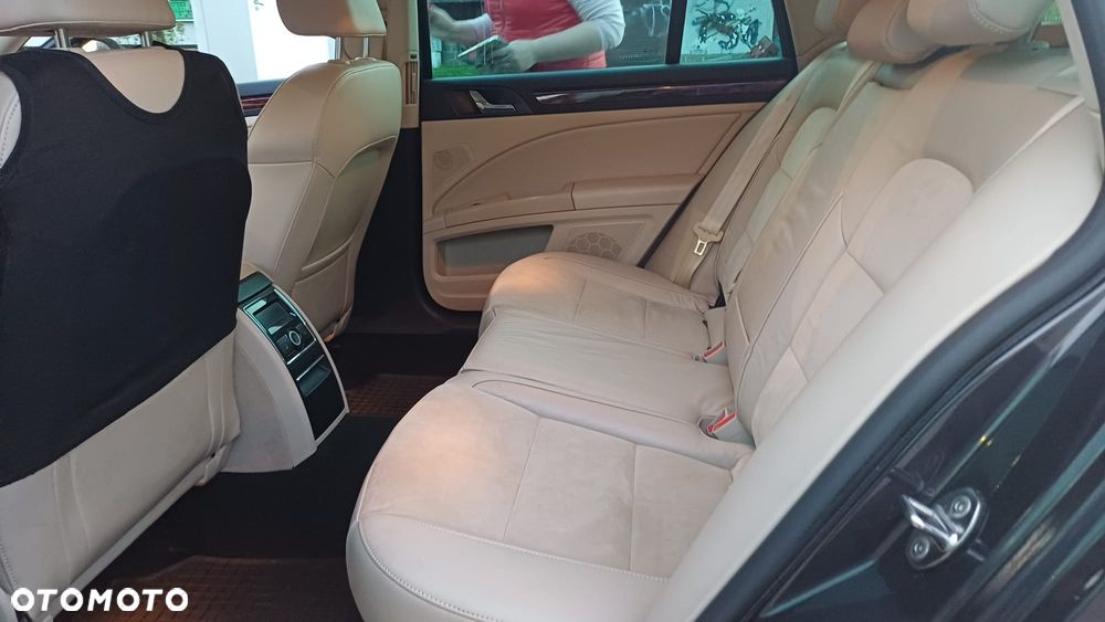 Skoda Superb 2.0 TDI Ambition DSG - 10