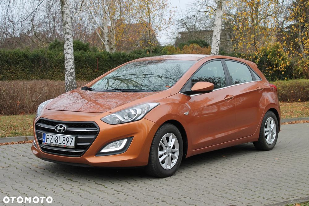 Hyundai i30 1.6 CRDi Premium - 1