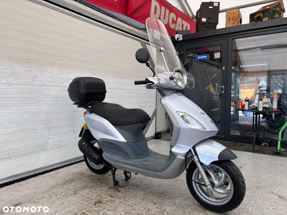 Piaggio FLY - 3