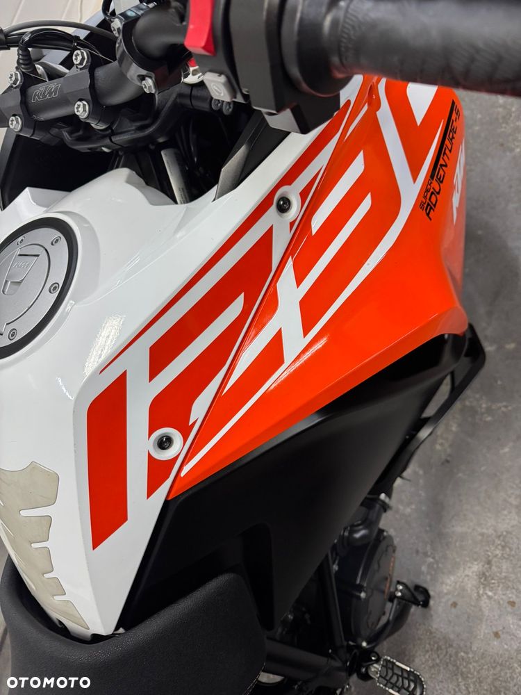 KTM Adventure - 20
