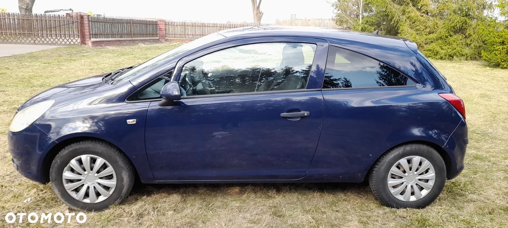 Opel Corsa 1.2 16V Essentia - 2