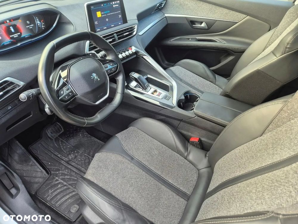Peugeot 3008 BlueHDi 120 Stop & Start EAT6 Allure - 9