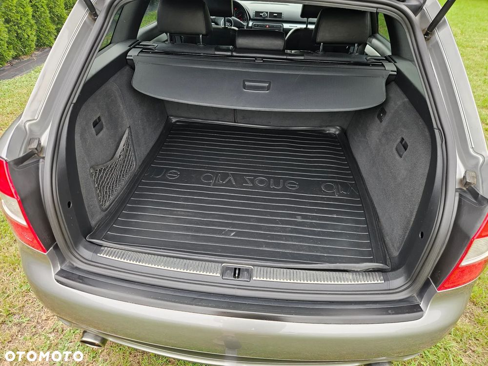 Audi A4 Avant 1.8 T quattro - 15