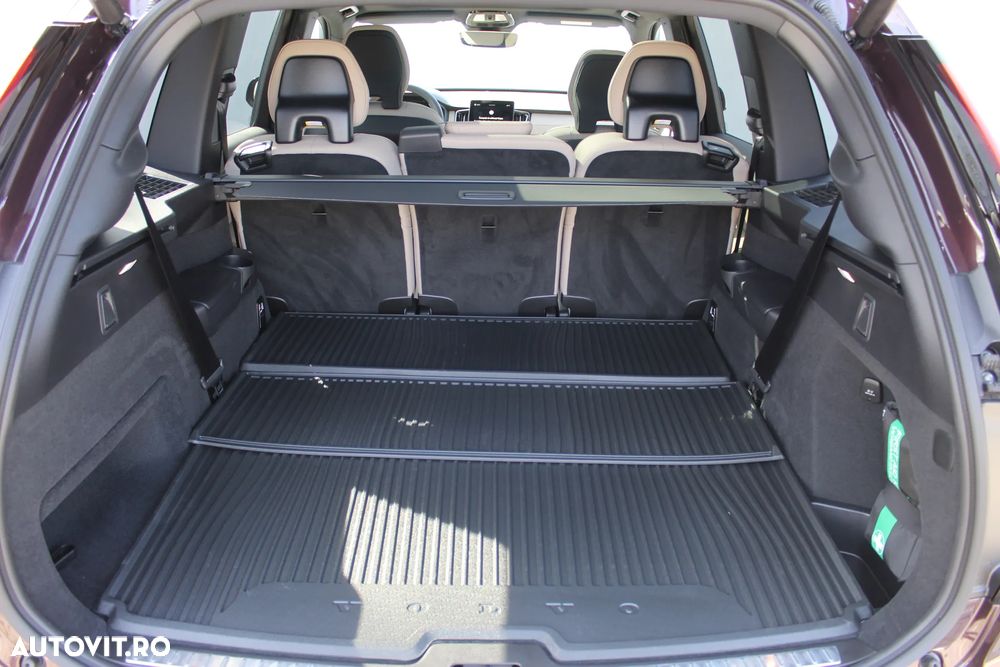 Volvo XC 90 B5 B AWD Plus Bright - 32