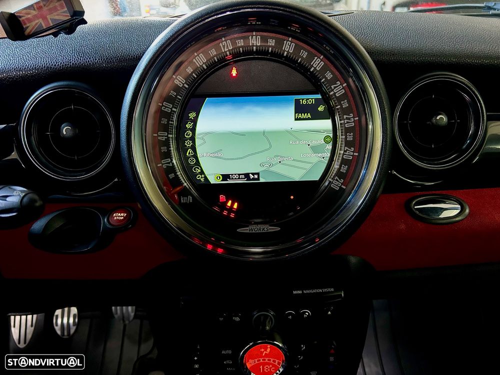 MINI Clubman John Cooper Works - 11