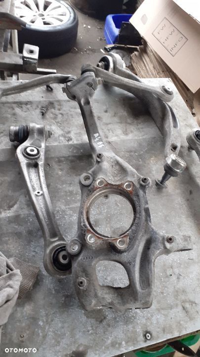 Zwrotnice Wahacze  Audi A4 B8 - 2