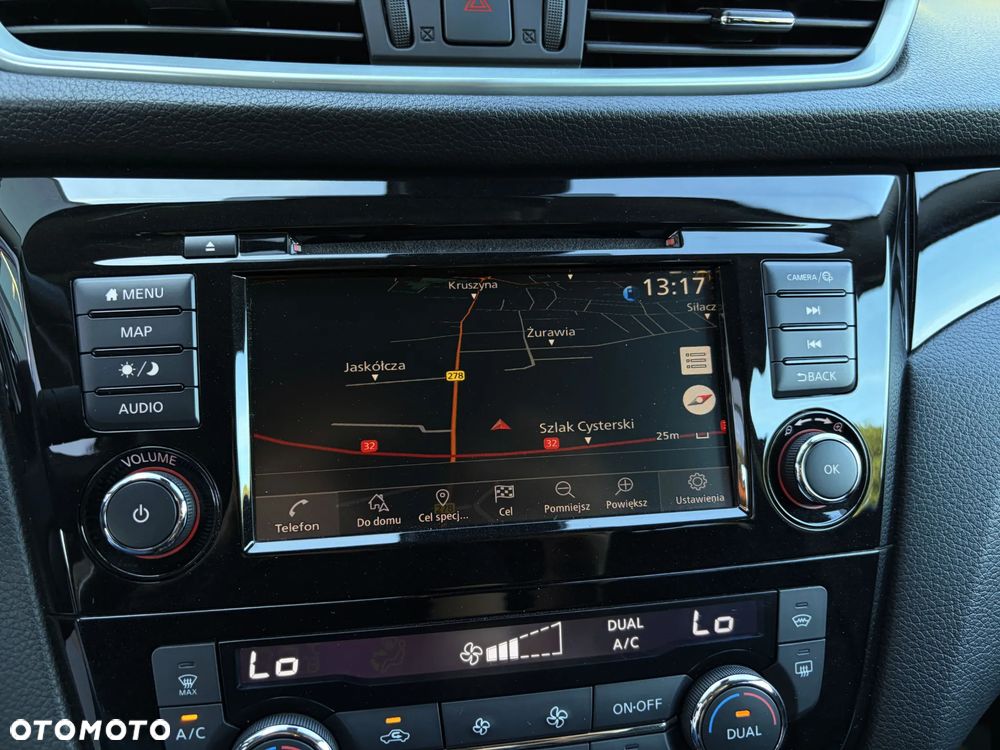 Nissan Qashqai - 25