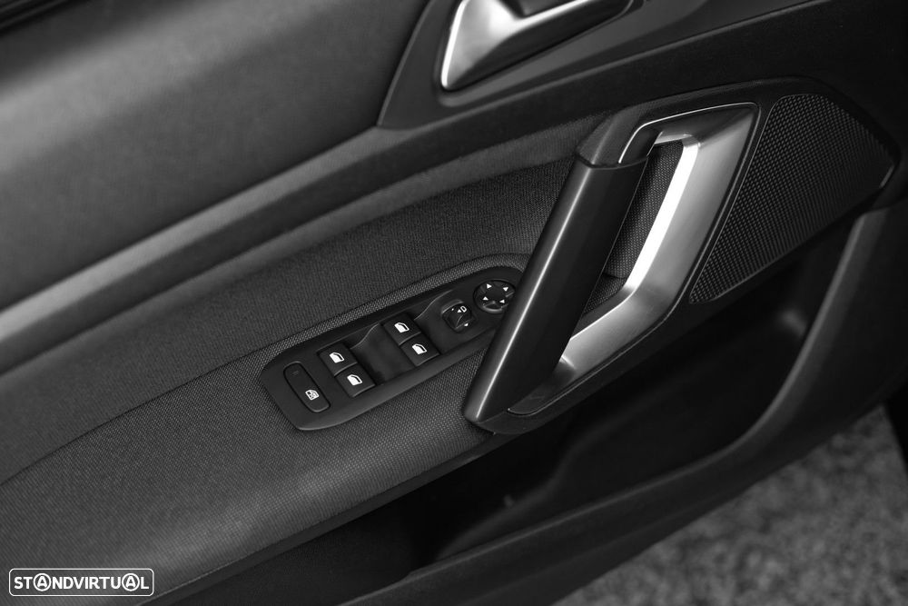 Peugeot 308 1.5 BlueHDi Allure - 32