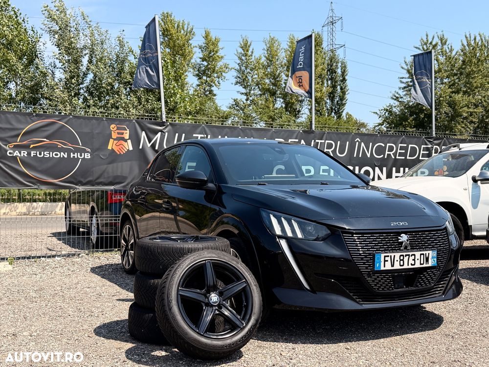 Peugeot 208 1.2 L PureTech STT EAT8 GT Line - 12
