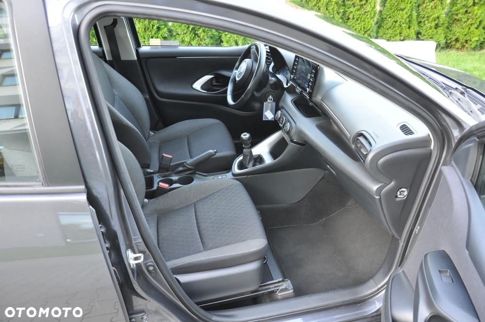Toyota Yaris 1.5 Comfort - 11